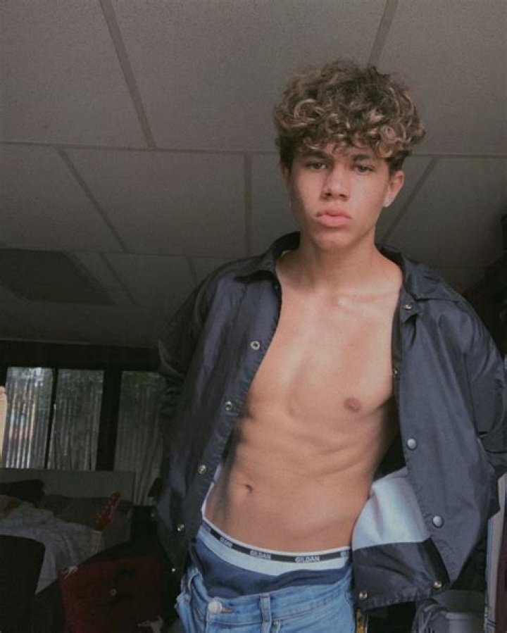 Ethan Fair Biography | Age, Wiki, Net worth, Bio, Height, Girlfriend?|