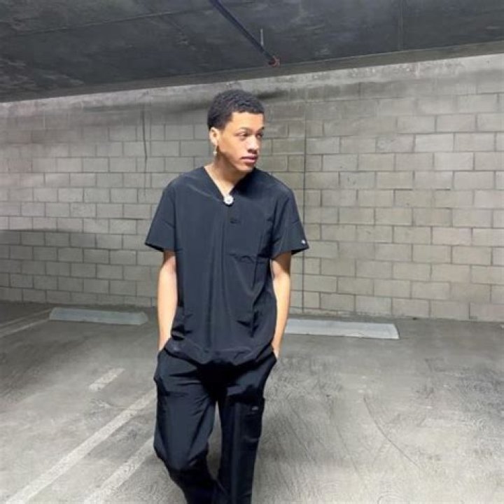 Everett Noble Age | Wiki, Net worth, Bio, Height, Girlfriend |