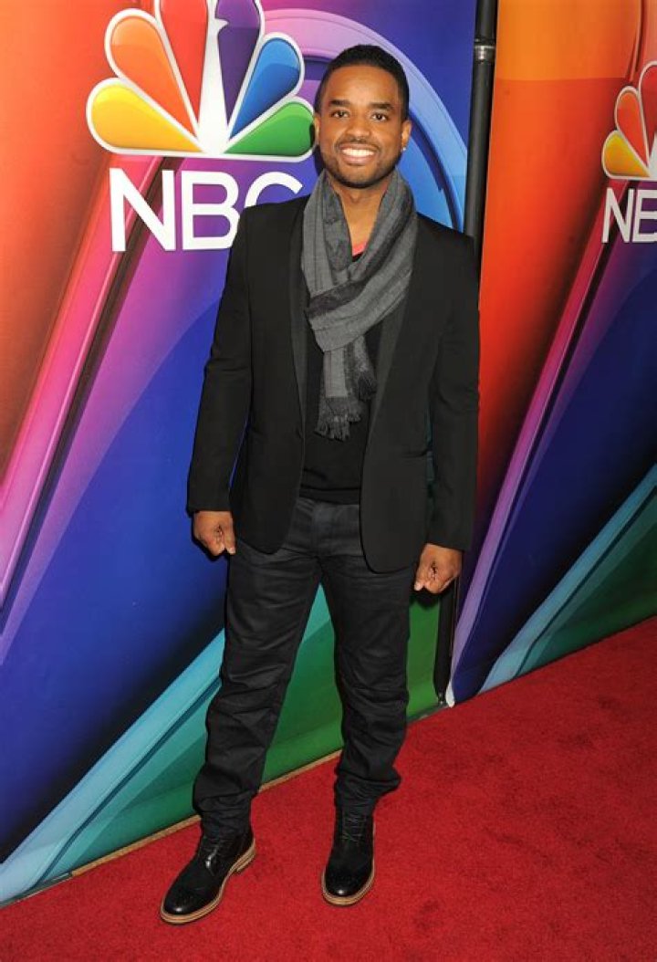 How tall is Larenz Tate