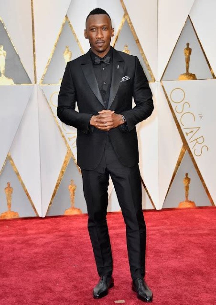 How tall is Mahershala Ali