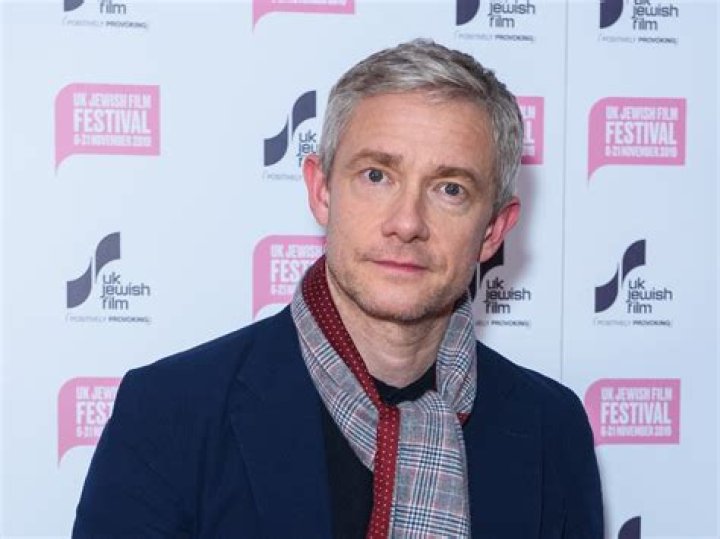 How tall is Martin Freeman