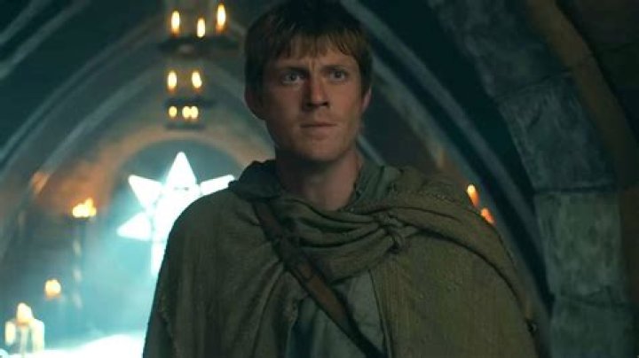 How tall is Peter Gabriel