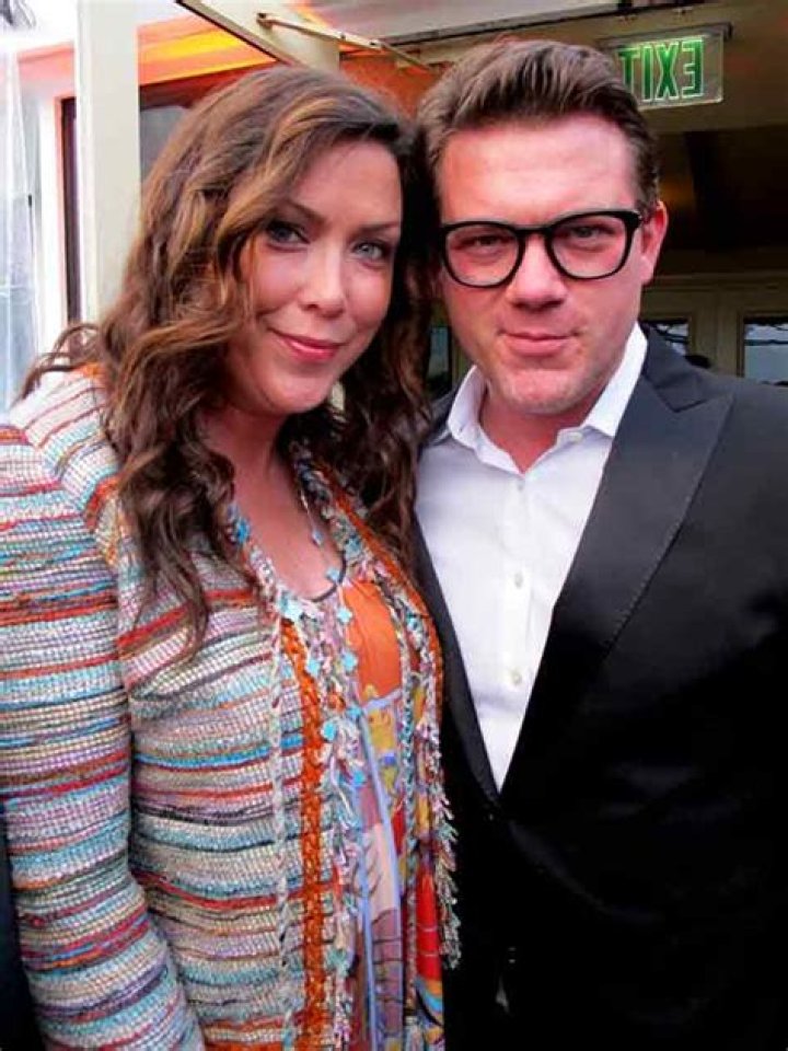 Tyler Florence Net Worth. Meet his Wife Tolan Clark.